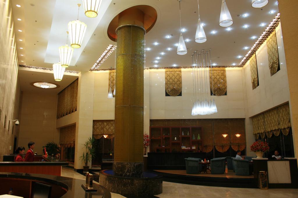 Weihai Times Business Hotel エクステリア 写真